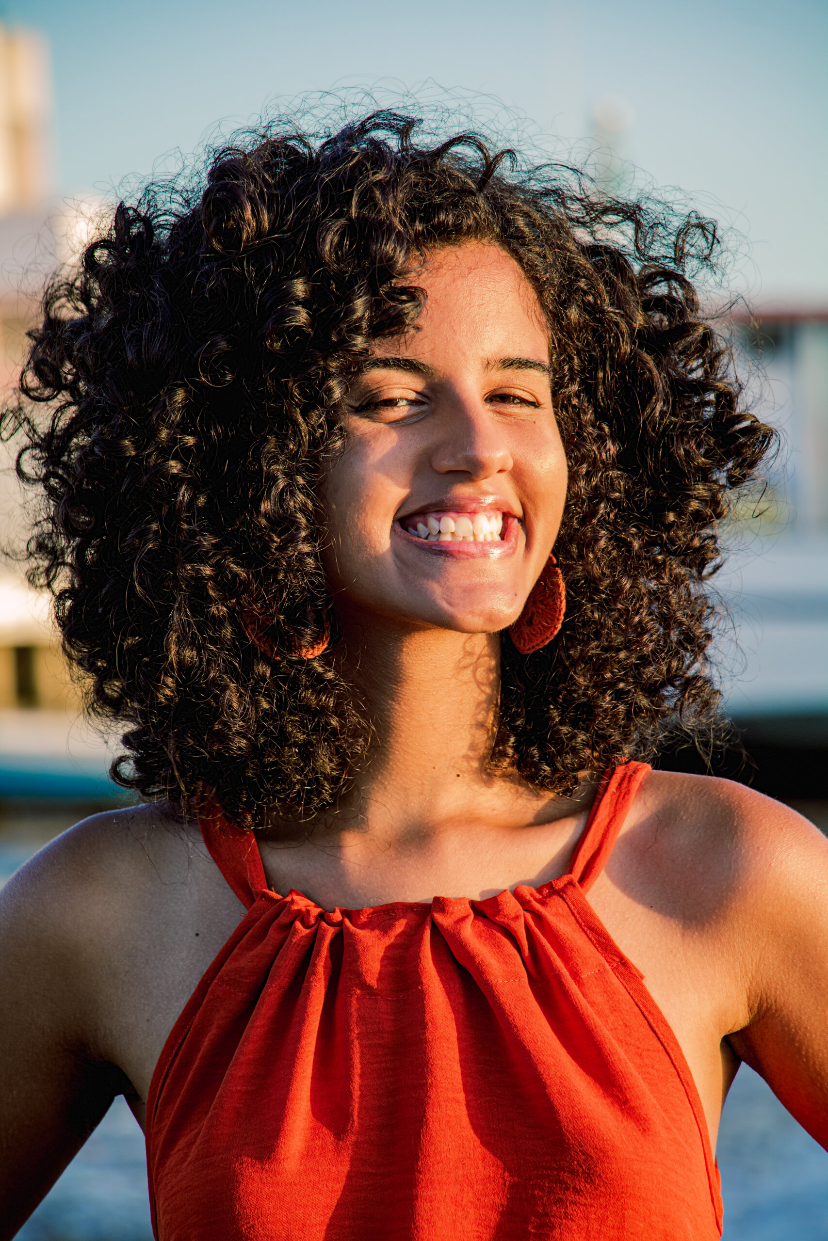 Fabiane Marques sorrindo